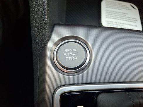 New 2026 Kia Sportage EX image 14