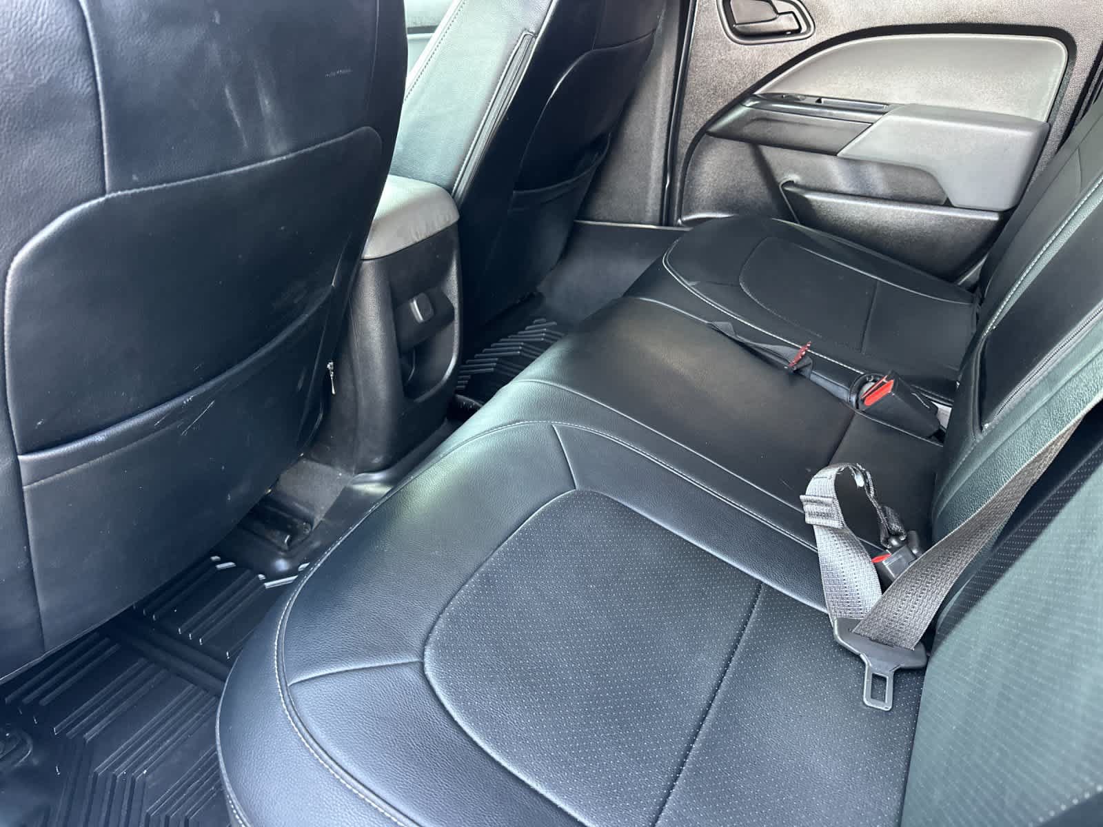 Used 2019 Chevrolet Colorado W/T RWD image 5