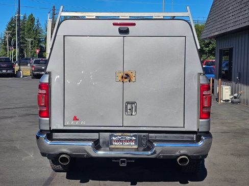 Used 2020 RAM 1500 Laramie AWD/4WD image 4