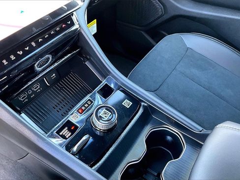 New 2026 Jeep Grand Cherokee Altitude image 30