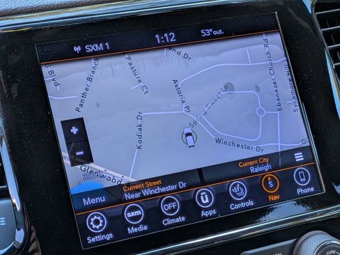 Used 2019 Jeep Grand Cherokee Altitude image 21