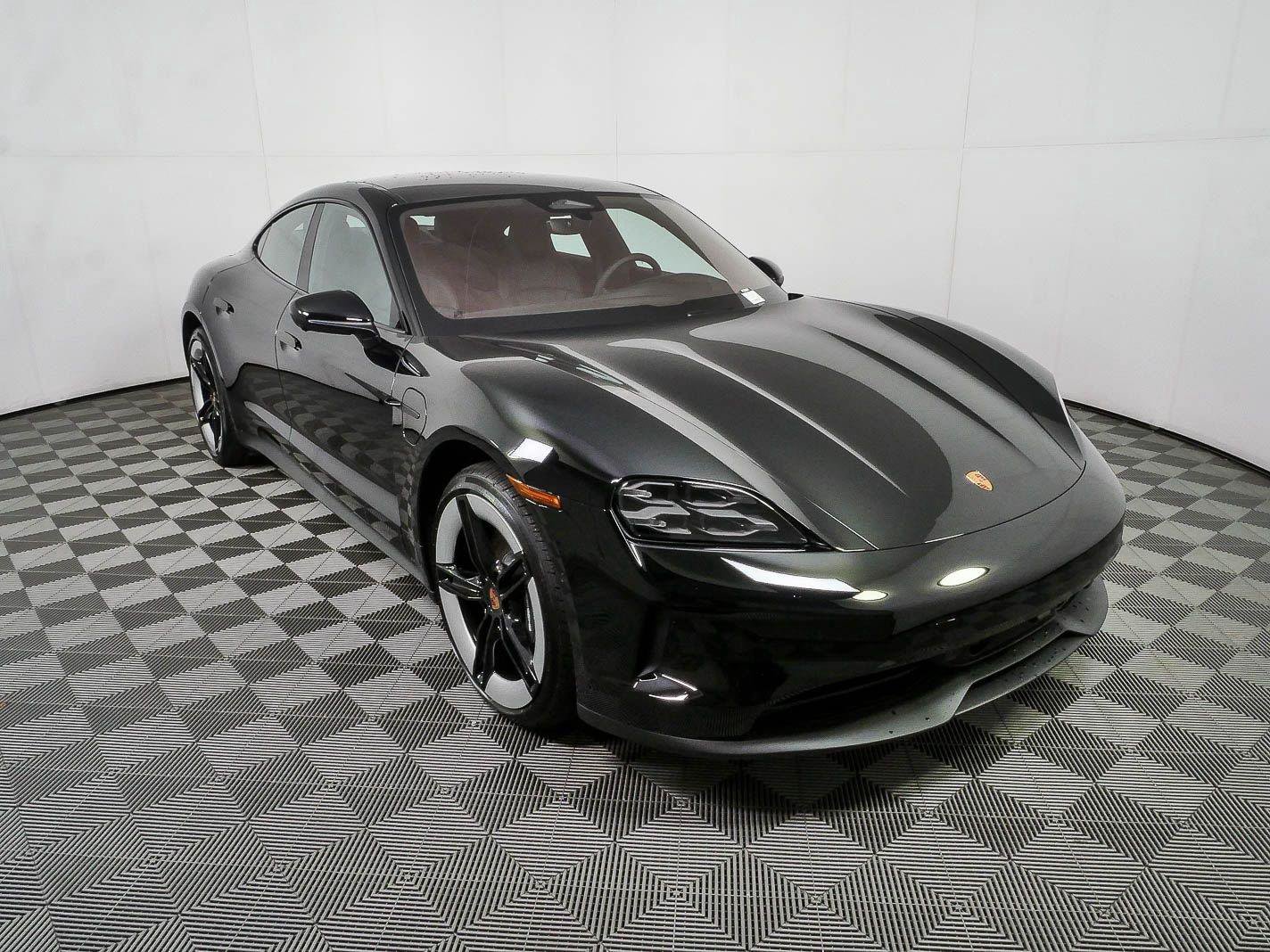 New 2026 Porsche Taycan RWD image 27