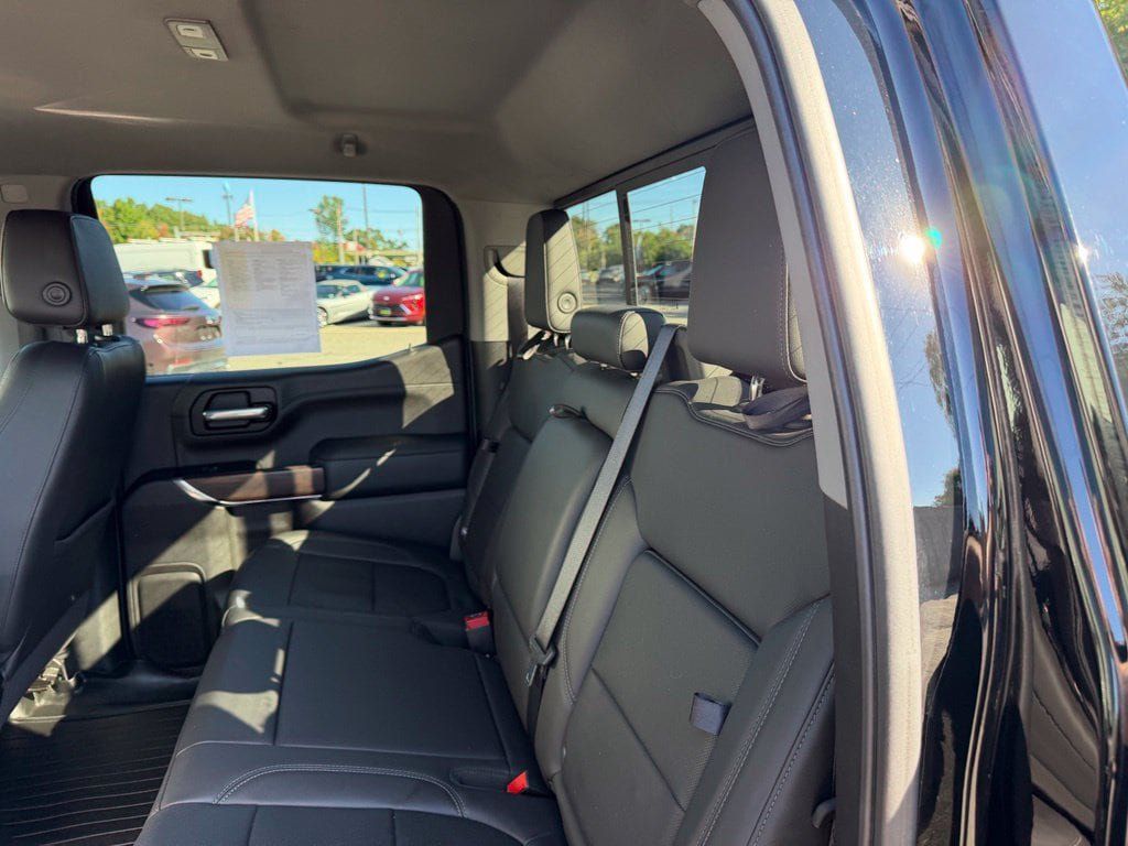 Used 2020 GMC Sierra 1500 SLT w/ SLT Convenience Package AWD/4WD image 11