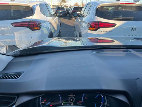 Used 2025 Toyota RAV4 LE image 33