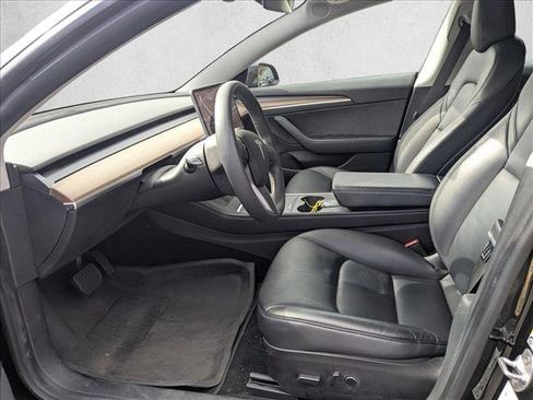 Used 2022 Tesla Model 3 Long Range image 17