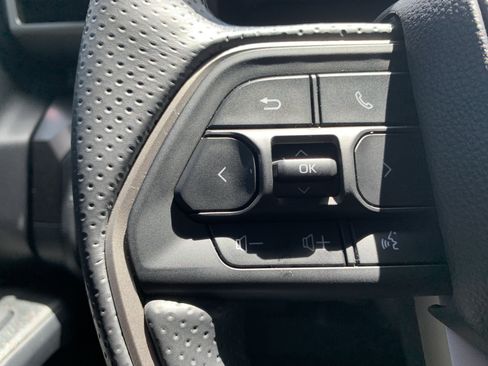 Used 2026 Toyota 4Runner SR5 AWD/4WD image 19