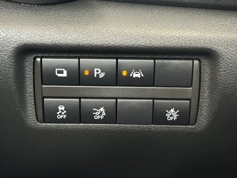 Used 2020 Nissan Versa S FWD image 41