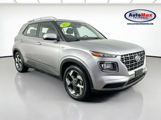 Used 2023 Hyundai Venue SEL w/ Cargo Package FWD video 1