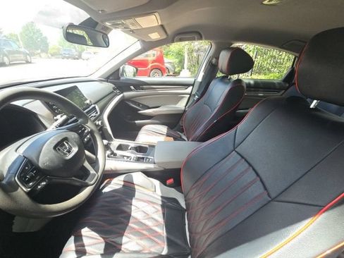 Used 2020 Honda Accord LX image 5