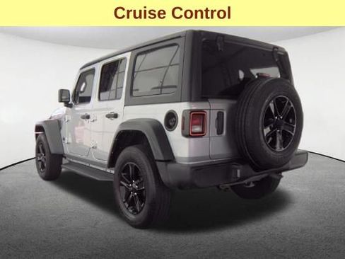 Used 2023 Jeep Wrangler Unlimited Sport AWD/4WD image 8