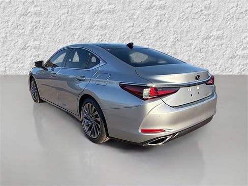 New 2025 Lexus ES 350 Ultra Luxury image 5