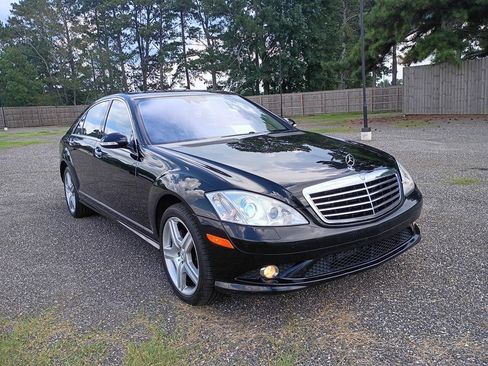 Used 2008 Mercedes-Benz S 550 4MATIC image 4