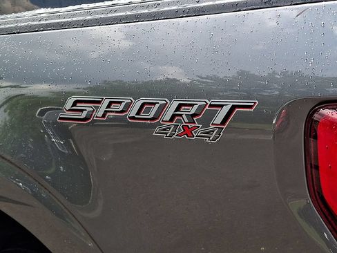 Used 2022 Ford F150 Lariat w/ Equipment Group 502A High AWD/4WD image 31