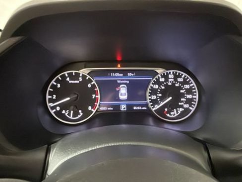 Used 2023 Nissan Sentra SR FWD image 18