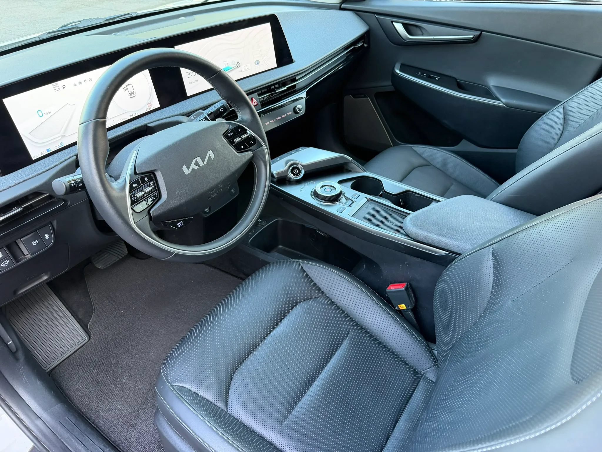 Used 2023 Kia EV6 Wind w/ Wind Technology Package RWD image 13
