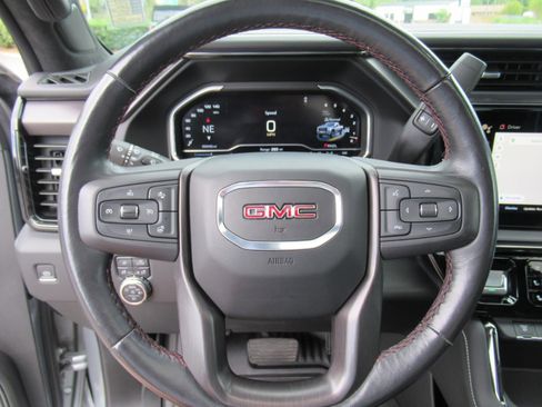 Used 2024 GMC Sierra 2500 AT4X AWD/4WD image 24