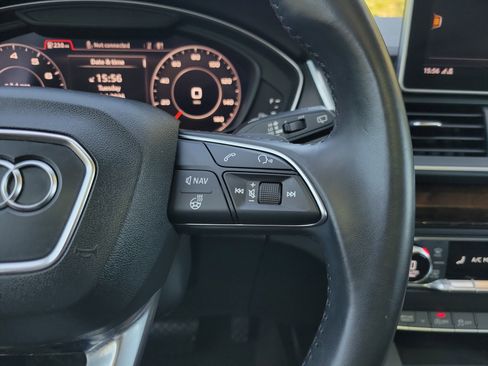 Used 2018 Audi Q5 2.0T Premium Plus w/ Premium Plus Package AWD/4WD image 31