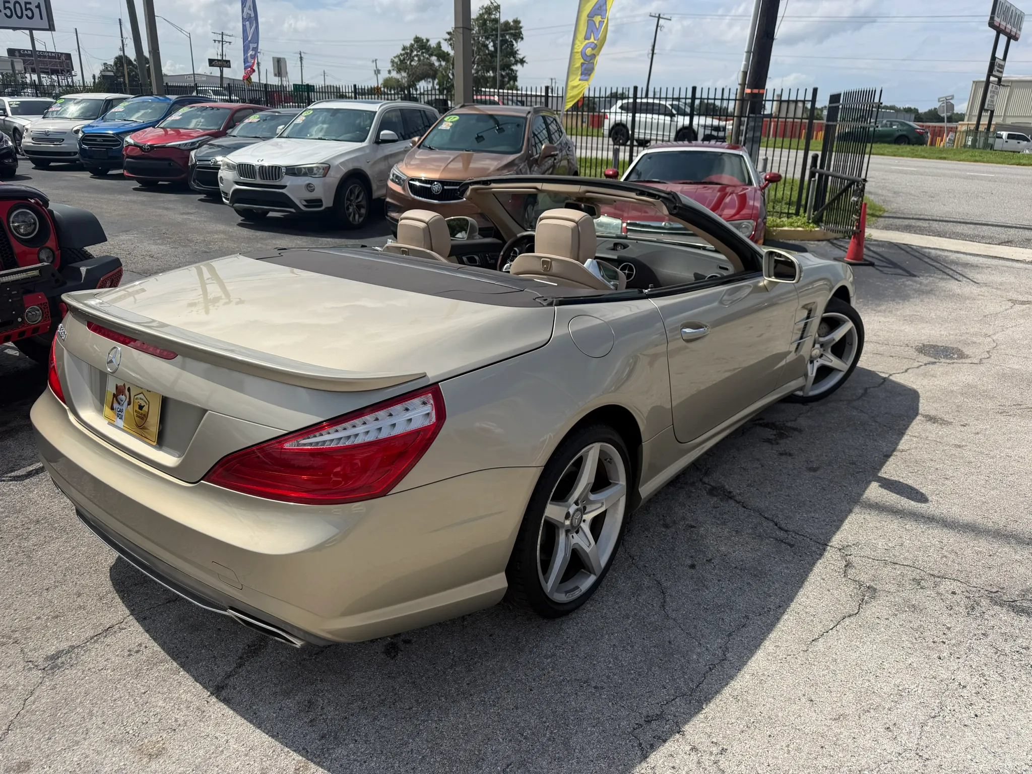Used 2013 Mercedes-Benz SL 550 image 7
