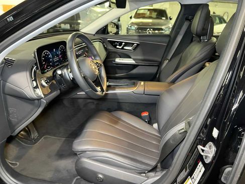 Used 2026 Mercedes-Benz E 350 4MATIC Sedan image 23