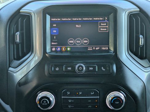 Used 2024 GMC Sierra 1500 Pro w/ Pro Value Package image 17