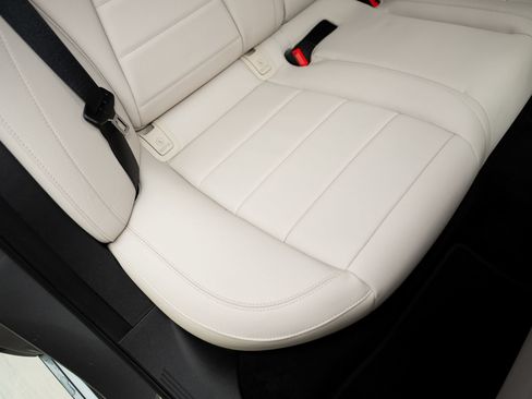 Used 2023 Mercedes-Benz E 350 Sedan image 67