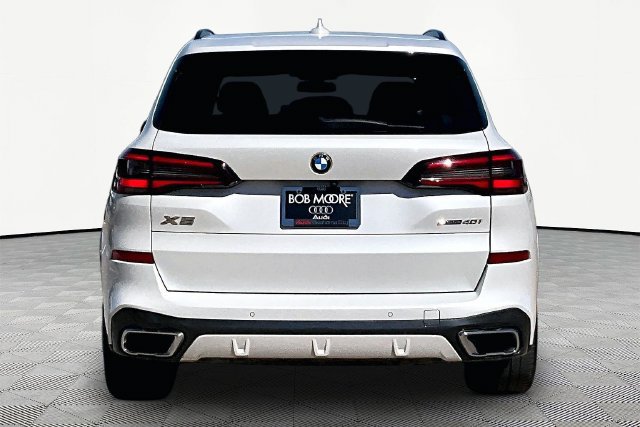Used 2021 BMW X5 sDrive40i w/ M Sport Package RWD image 4