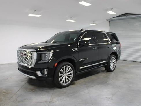 Used 2022 GMC Yukon Denali AWD/4WD image 4