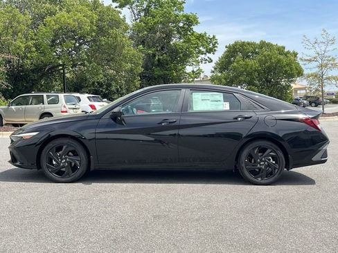New 2026 Hyundai Elantra Sport FWD image 29