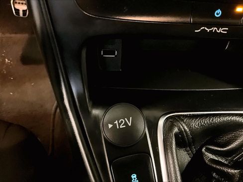 Used 2018 Ford Focus ST image 26