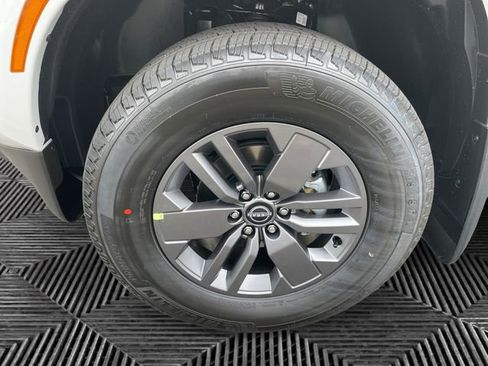 New 2026 Nissan Frontier SV image 14