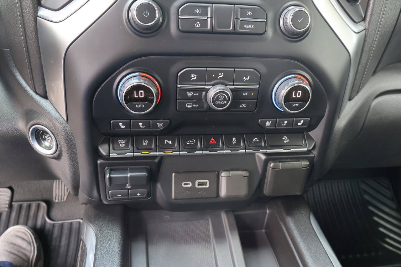 Used 2020 Chevrolet Silverado 2500 LTZ w/ LTZ Premium Package AWD/4WD image 16