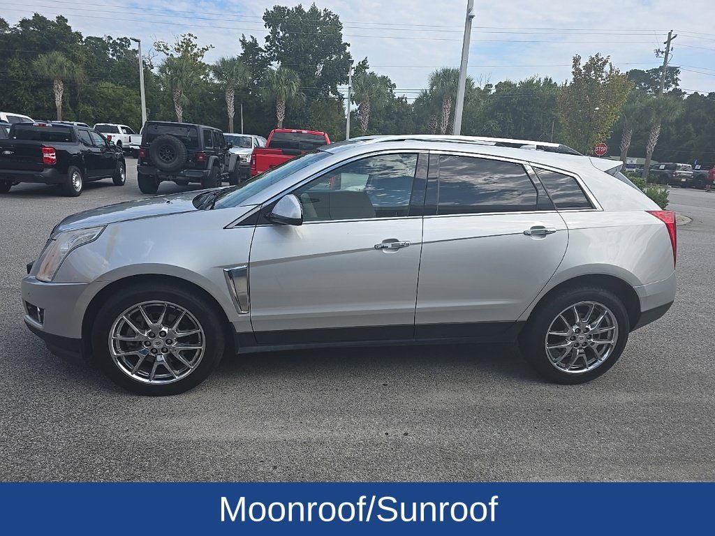 Used 2013 Cadillac SRX Premium w/ Driver Assist Package AWD/4WD image 4