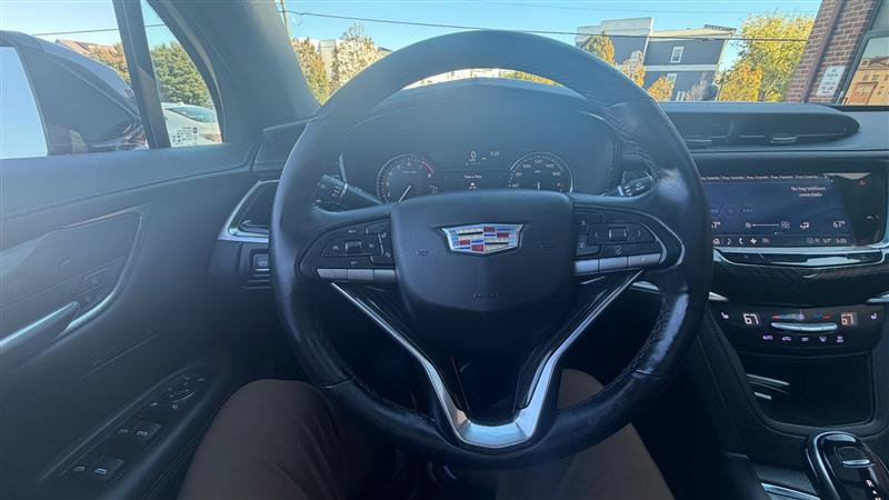 Used 2022 Cadillac XT6 Premium Luxury AWD/4WD image 34