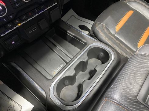 Used 2021 GMC Sierra 1500 AT4 w/ AT4 Preferred Package image 19