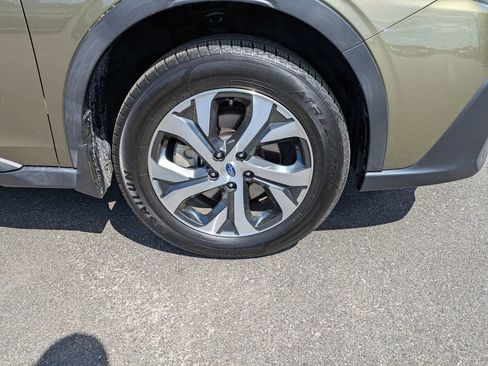 Used 2021 Subaru Outback Touring w/ Popular Package #2 image 11