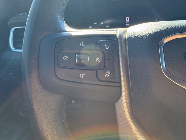 Used 2022 GMC Yukon XL Denali w/ Denali Premium Package RWD image 15