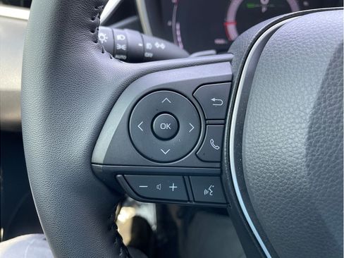 Certified 2025 Toyota Corolla XSE FWD image 26