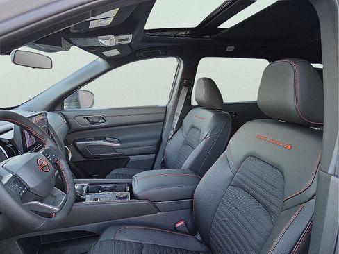 New 2026 Nissan Pathfinder Rock Creek image 13