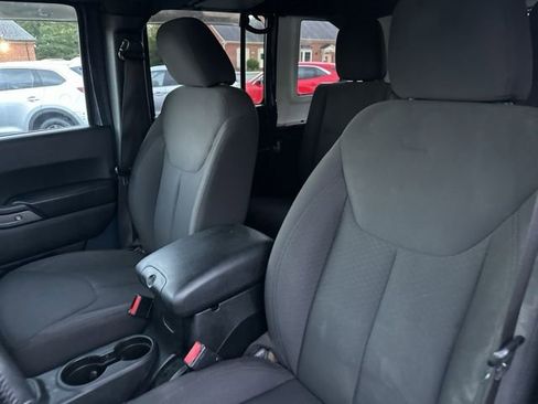 Used 2017 Jeep Wrangler Unlimited Sport w/ Quick Order Package 24S image 14