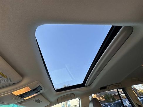 Used 2015 Lexus GX 460 image 27