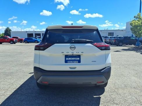 Used 2023 Nissan Rogue S AWD/4WD image 6