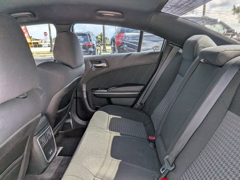 Used 2019 Dodge Charger R/T RWD image 13