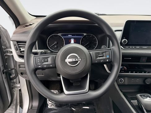 Used 2023 Nissan Rogue SV AWD/4WD image 12