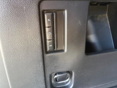 Used 2019 Ford Expedition Max XLT w/ Equipment Group 201A image 33