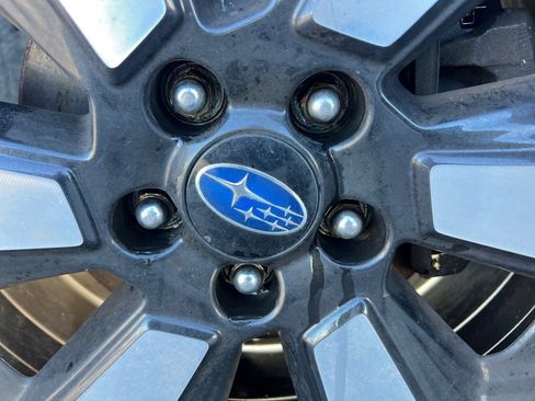 Used 2000 Subaru Outback Limited image 30