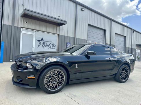 Used 2014 Ford Mustang Shelby GT500 w/ Equipment Group 821A RWD image 6