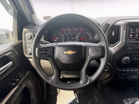 Used 2024 Chevrolet Silverado 2500 Custom w/ Custom Convenience Package AWD/4WD image 12