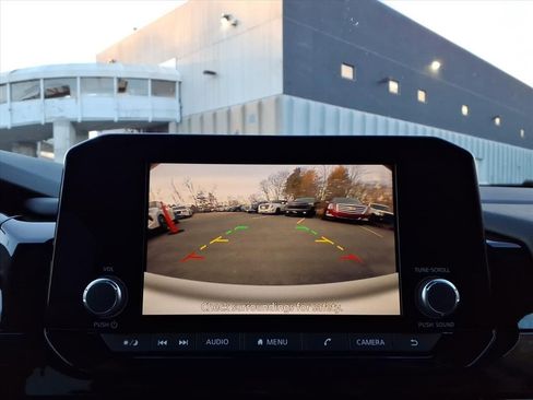 New 2025 Nissan Pathfinder SV w/ Black Appearance Package image 14