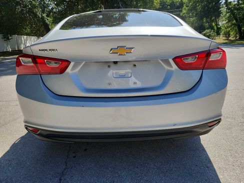 Used 2022 Chevrolet Malibu LS FWD image 6