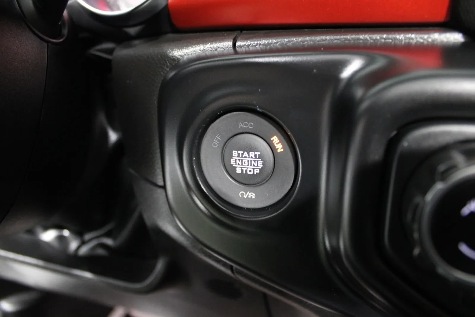 Used 2022 Jeep Wrangler Unlimited Rubicon w/ LED Lighting Group AWD/4WD image 22